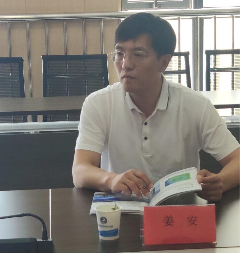 乳山市政府領(lǐng)導(dǎo)蒞臨瞪羚產(chǎn)業(yè)園進行考察交流(圖2)