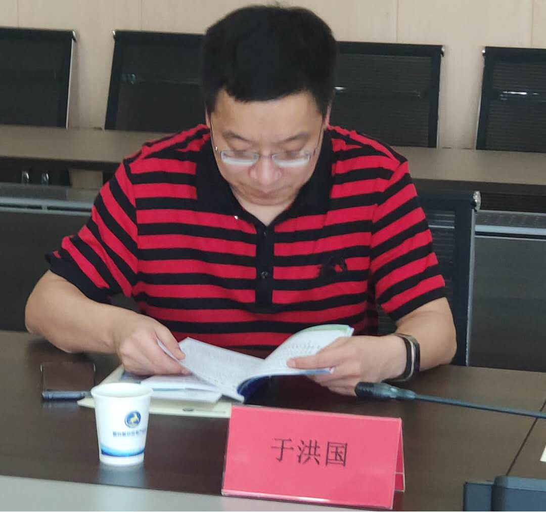 乳山市政府領(lǐng)導(dǎo)蒞臨瞪羚產(chǎn)業(yè)園進行考察交流(圖3)