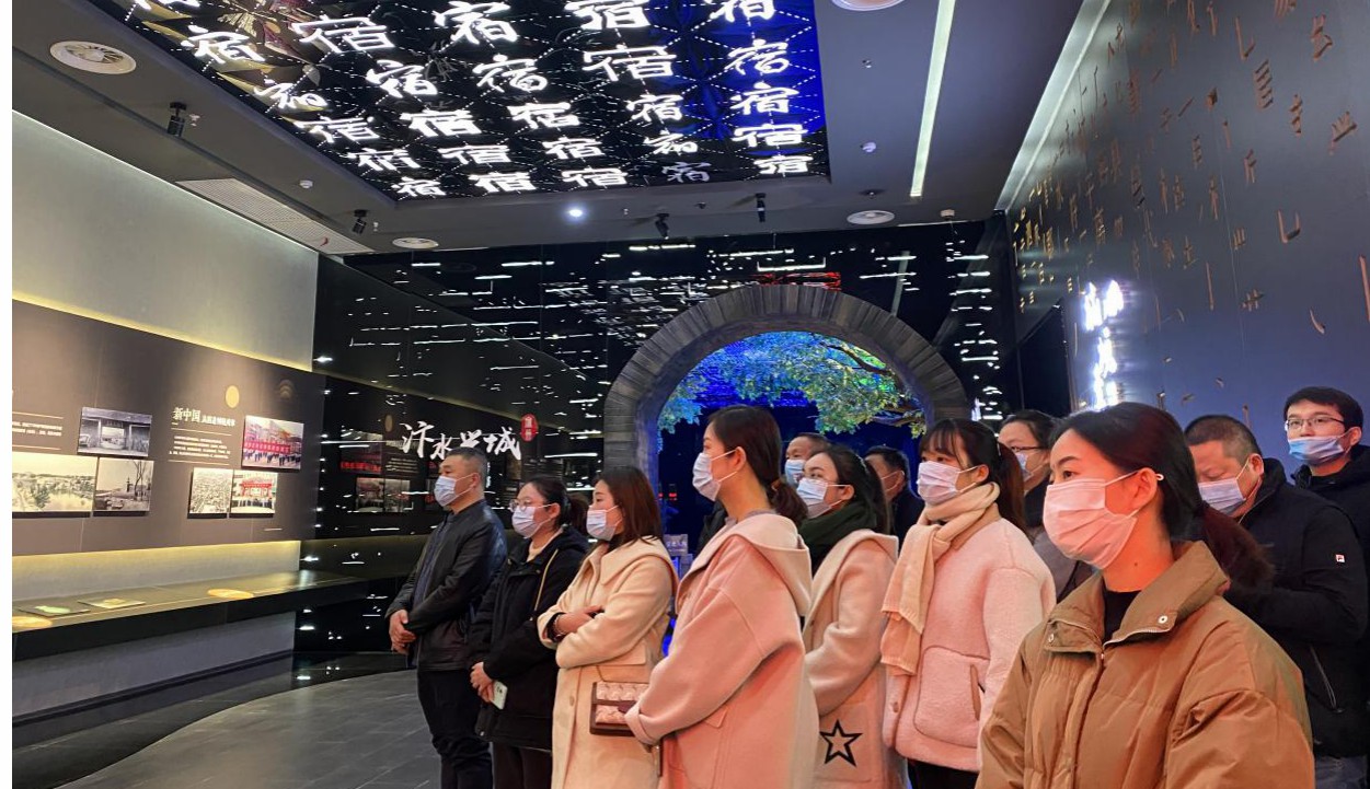 “走進(jìn)一扇門，讀懂一座城”——宿州市瞪羚服務(wù)貿(mào)易產(chǎn)業(yè)園有限公司攜全體員工參觀宿州城市規(guī)劃展覽館(圖2)
