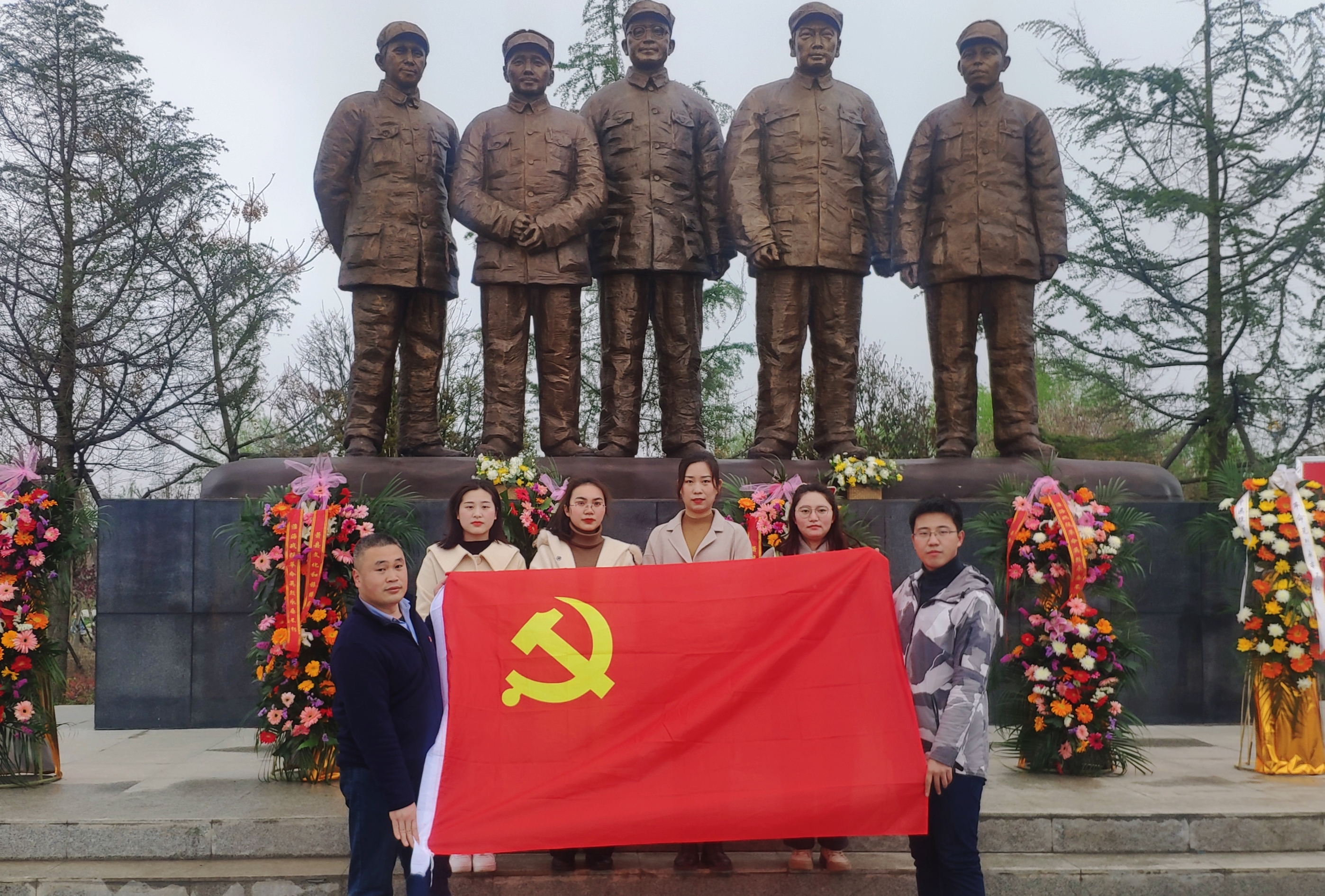 “憶黨的歷史、悟初心使命”主題黨日活動(dòng)(圖1)