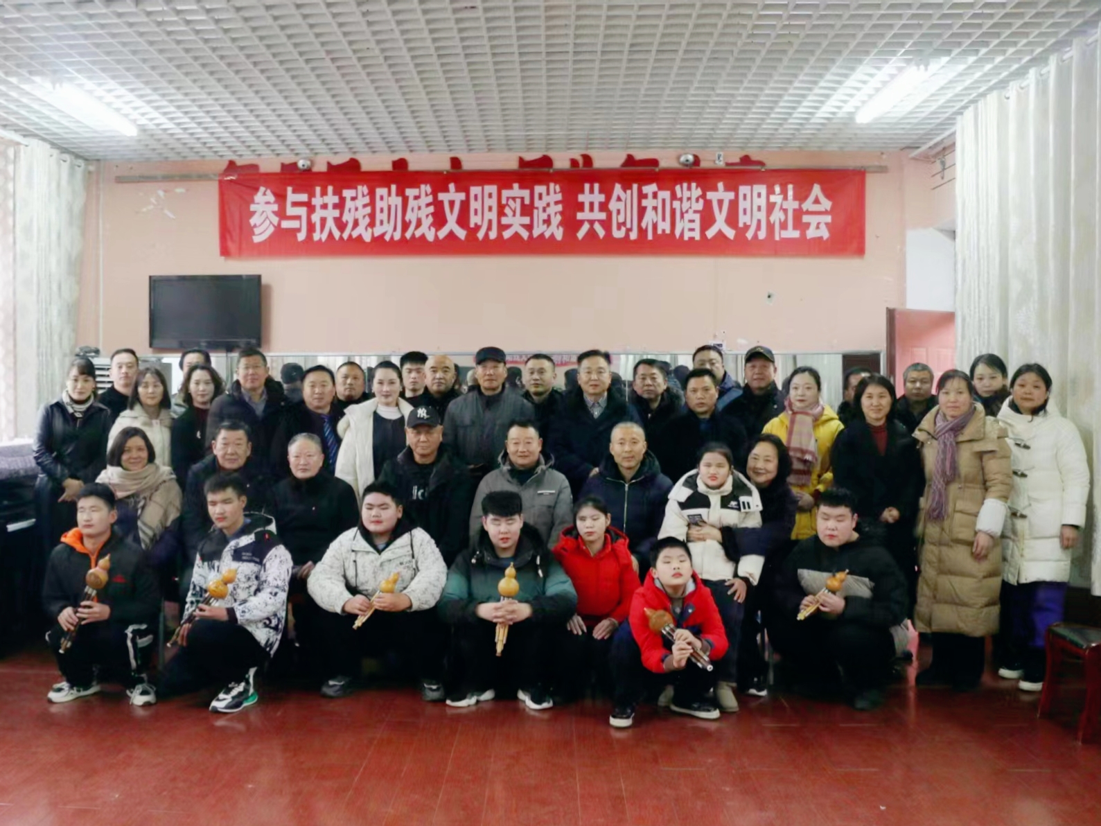 “送溫暖、獻(xiàn)愛心”—宿州瞪羚服務(wù)貿(mào)易產(chǎn)業(yè)園走進(jìn)宿州市特殊教育中心(圖4)